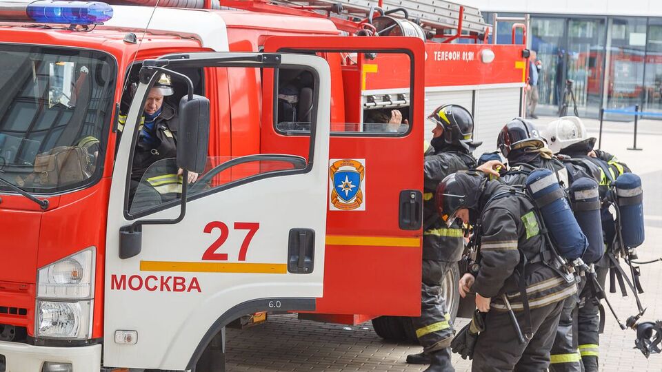 Люди вибігли до приїзду МНСників, пишуть ЗМІ
