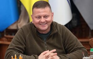 Залужный: Благодарен за самоотверженность на передовой и надежный тыл