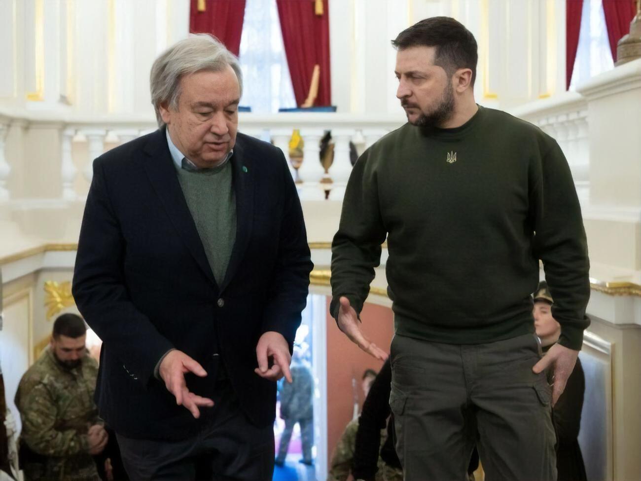 Гутерриш нанес визит в Киев для обсуждения с Зеленским "зерновой инициативы"