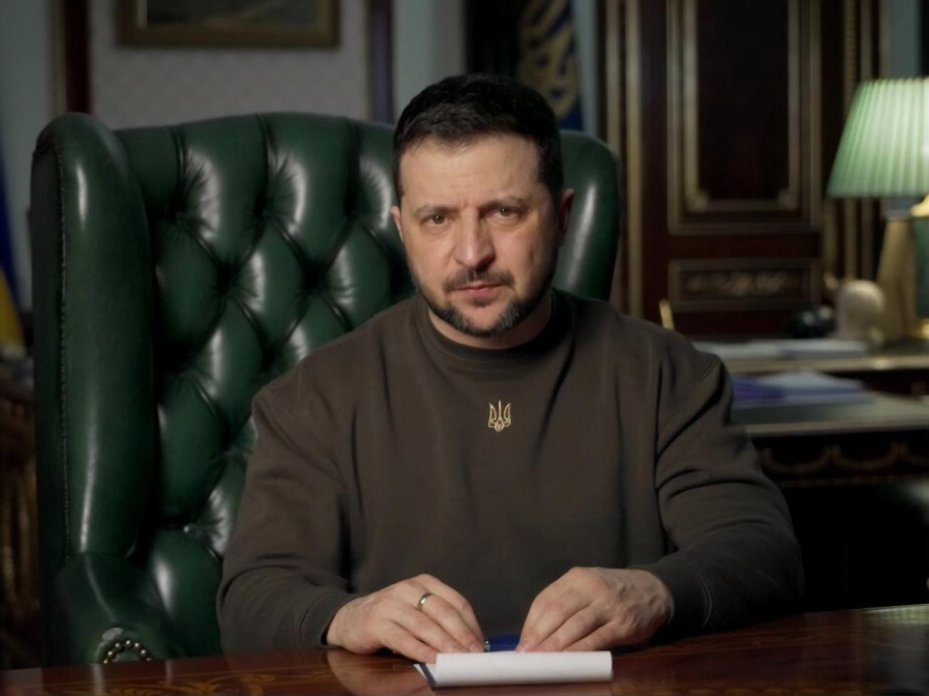 Зеленский рассказал, о чем шла речь на совещании 8 марта с военными и разведкой