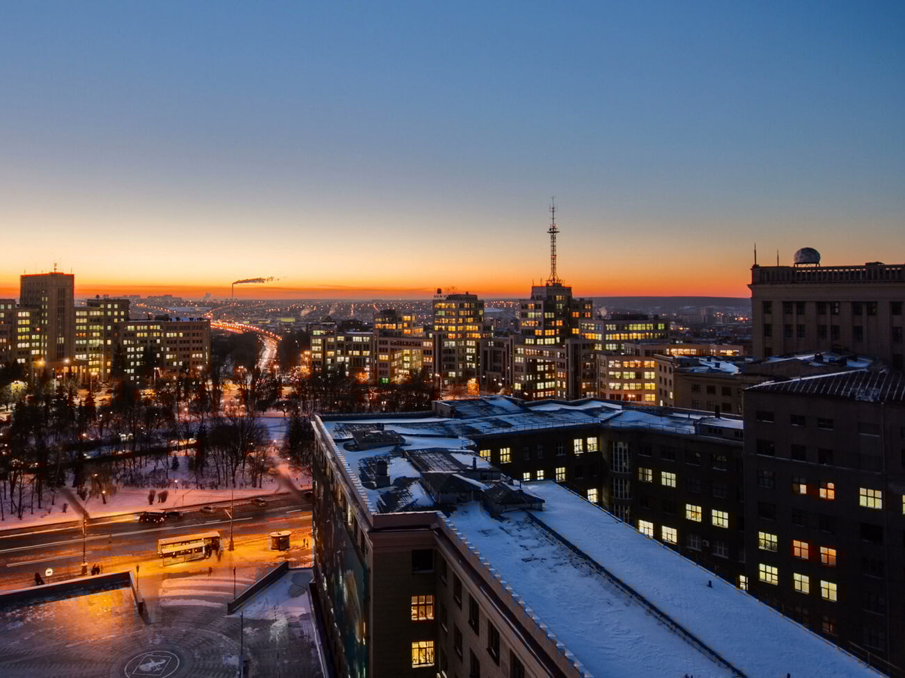 У Харкові, за даними ЗМІ, цієї ночі чули щонайменше 13 вибухів