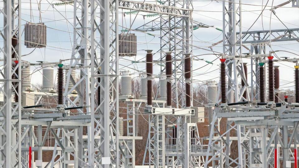 Росіяни знову вдарили по енергетичних об'єктах України