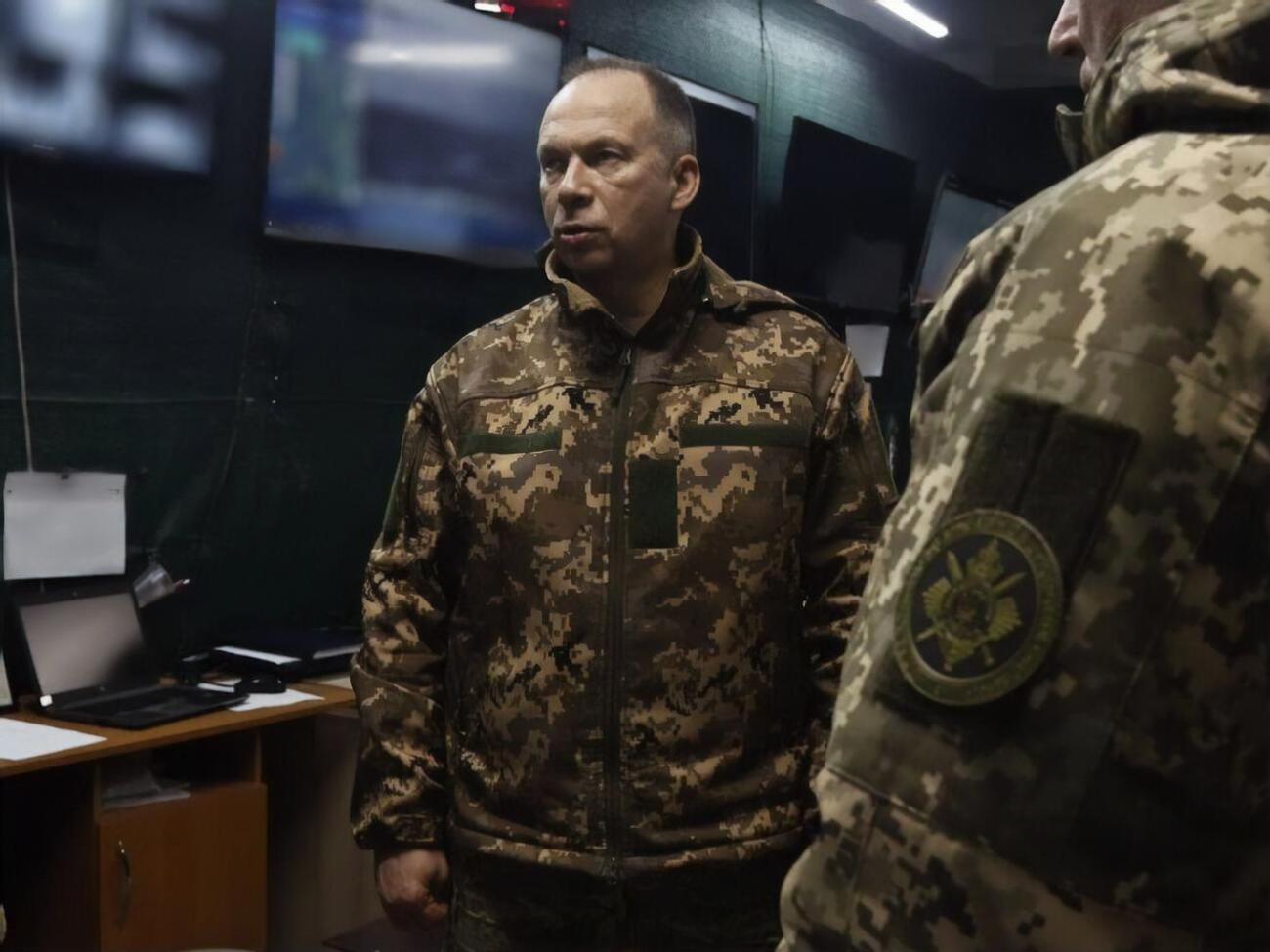 Сырский рассказал, что оккупанты тратят под Бахмутом свои самые боеспособные подразделения, а ВСУ тем временем готовят контрнаступление