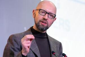 Яценюк: Путин мочит своих неплохо