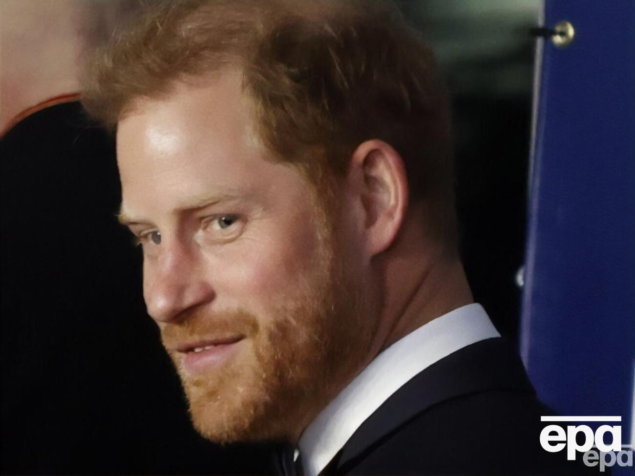 Принц Гарри занимает пятое место в очереди на престол