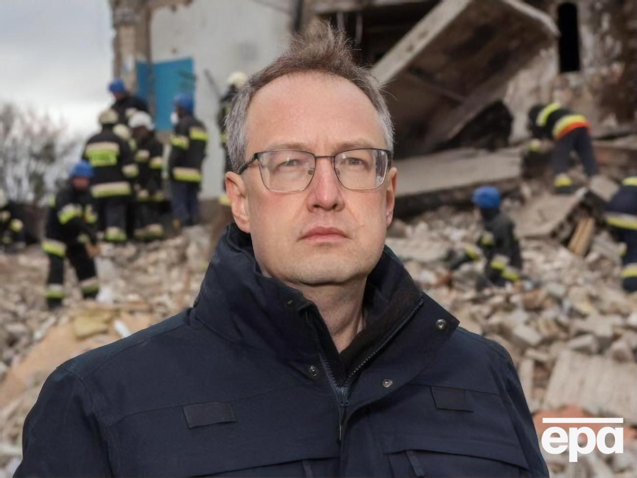 Если Путин решится провести парад на День Победы, россияне станут ближе к пониманию, что ими правит "голый король"