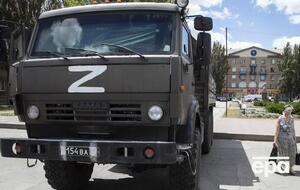 Окупанти вивозять награбоване вантажними автомобілями, якими доправляли боєприпаси своїм підрозділам у Херсонській області, зазначили у Генштабі ЗСУ