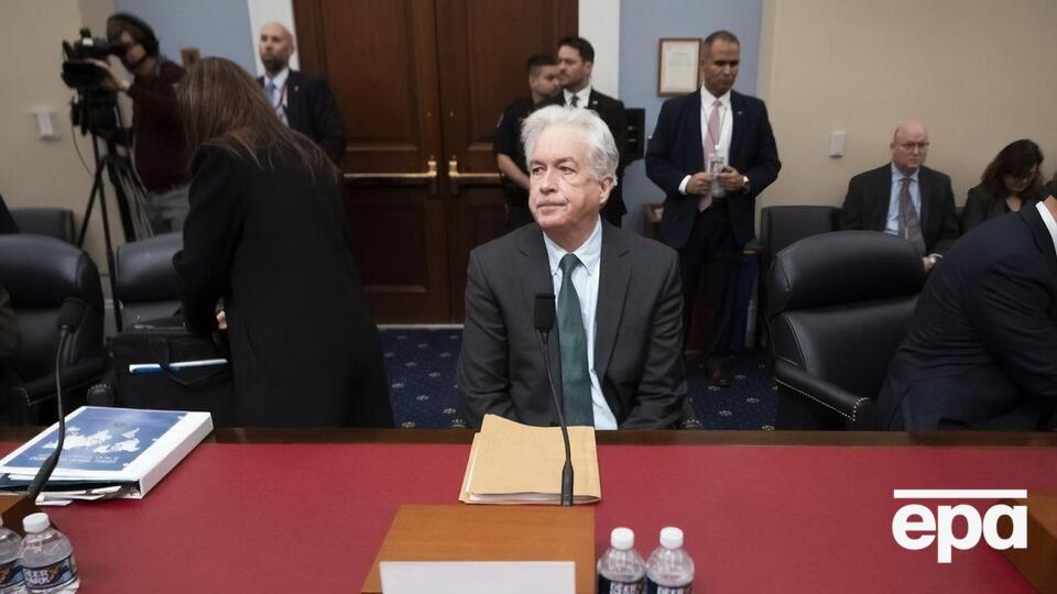 Бернс виступив у комітеті Конгресу