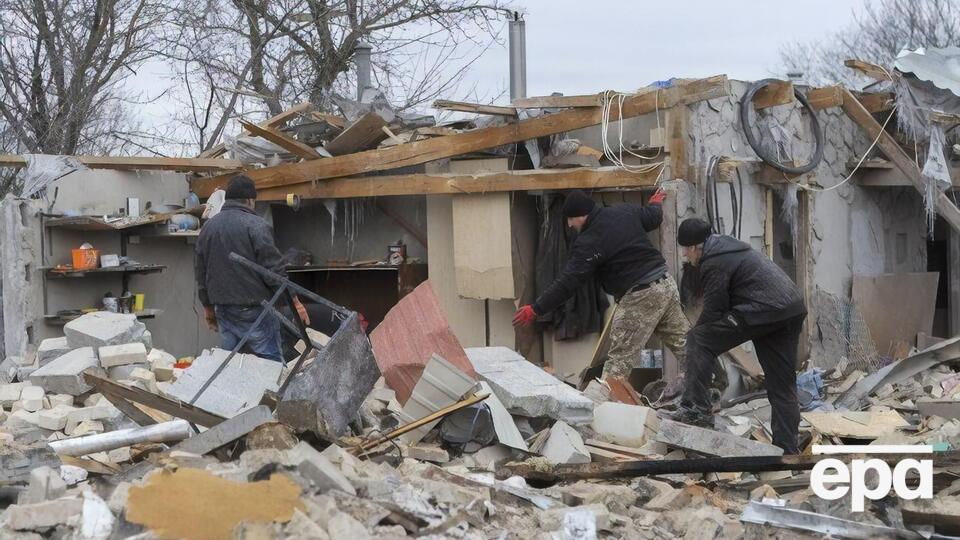 Росіяни вчергове масовано обстріляли Україну ракетами. Фоторепортаж