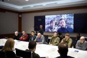 9 марта президент встретился с журналистами и деятелями культуры