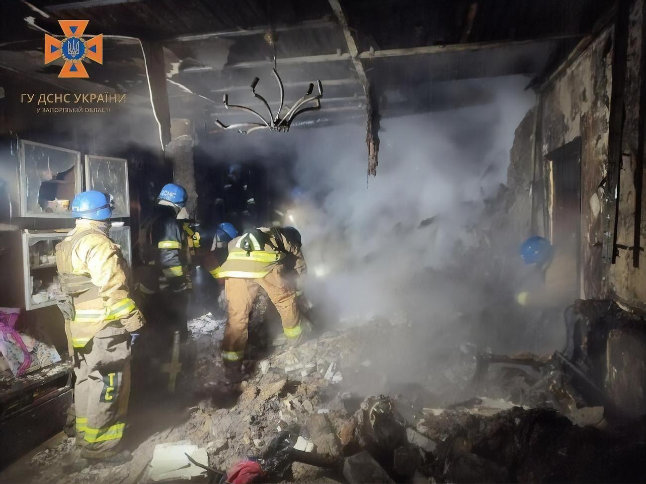 Российские ракеты каждый день разрушают дома мирных украинцев, 9 апреля оккупанты ударили по Запорожью