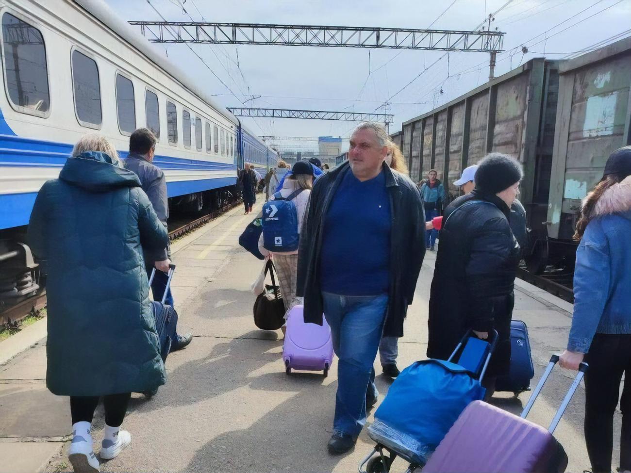 Первый рейс нового поезда был заполнен на 100%