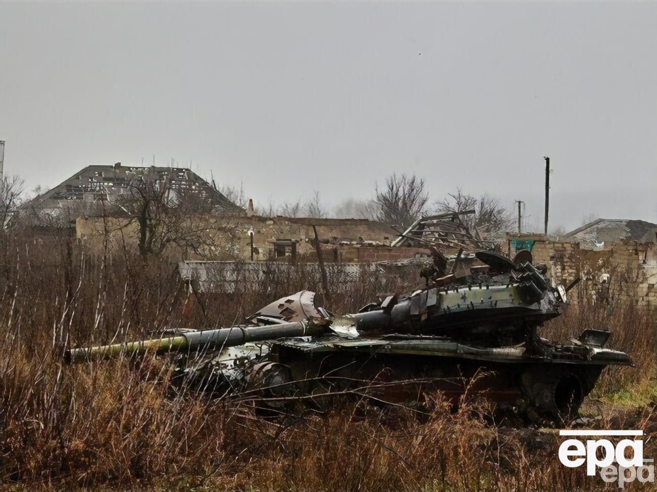 Россияне активно атакуют Марьинку с применением бронетехники, выяснила британская разведка