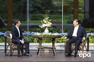 Після переговорів із главою Китаю Сі Цзіньпіном Макрон заговорив про самостійнішу позицію ЄС