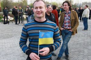 Пропагандисти РФ пишуть, що "Київ у березні перекинув підрозділи під Артемівськ". Тільки ось їхній "злив із Пентагону" датовано 1 березня
