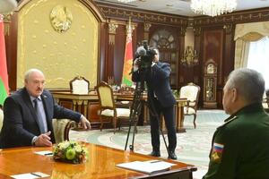 Лукашенко поговорил с Шойгу о том, как РФ будет защищать Беларусь