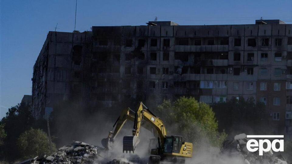 Под полной оккупацией россиян Мариуполь находится с мая 2022 года