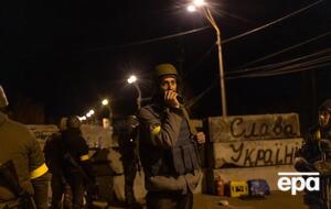 "Блокпосты были на каждой улице: слева, справа квартал, кто где что хочет. Потом постепенно привели это в порядок", – отметил министр
