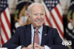 Собеседники канала назвали несколько причин, по которым Байден не спешит объявлять о намерении баллотироваться на второй срок