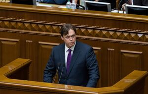 В октябре 2022 года СМИ видели Сенниченко во Франции