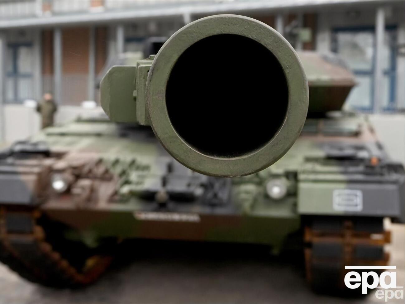 Поульсен отметил, что Украине могут передать 100 танков Leopard 1