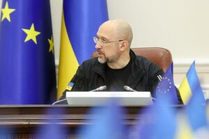 Шмыгаль улетел в Канаду