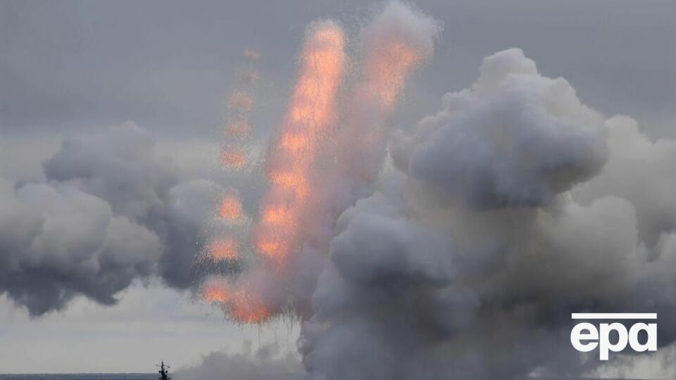 РФ вывела в Черное море четыре корабля