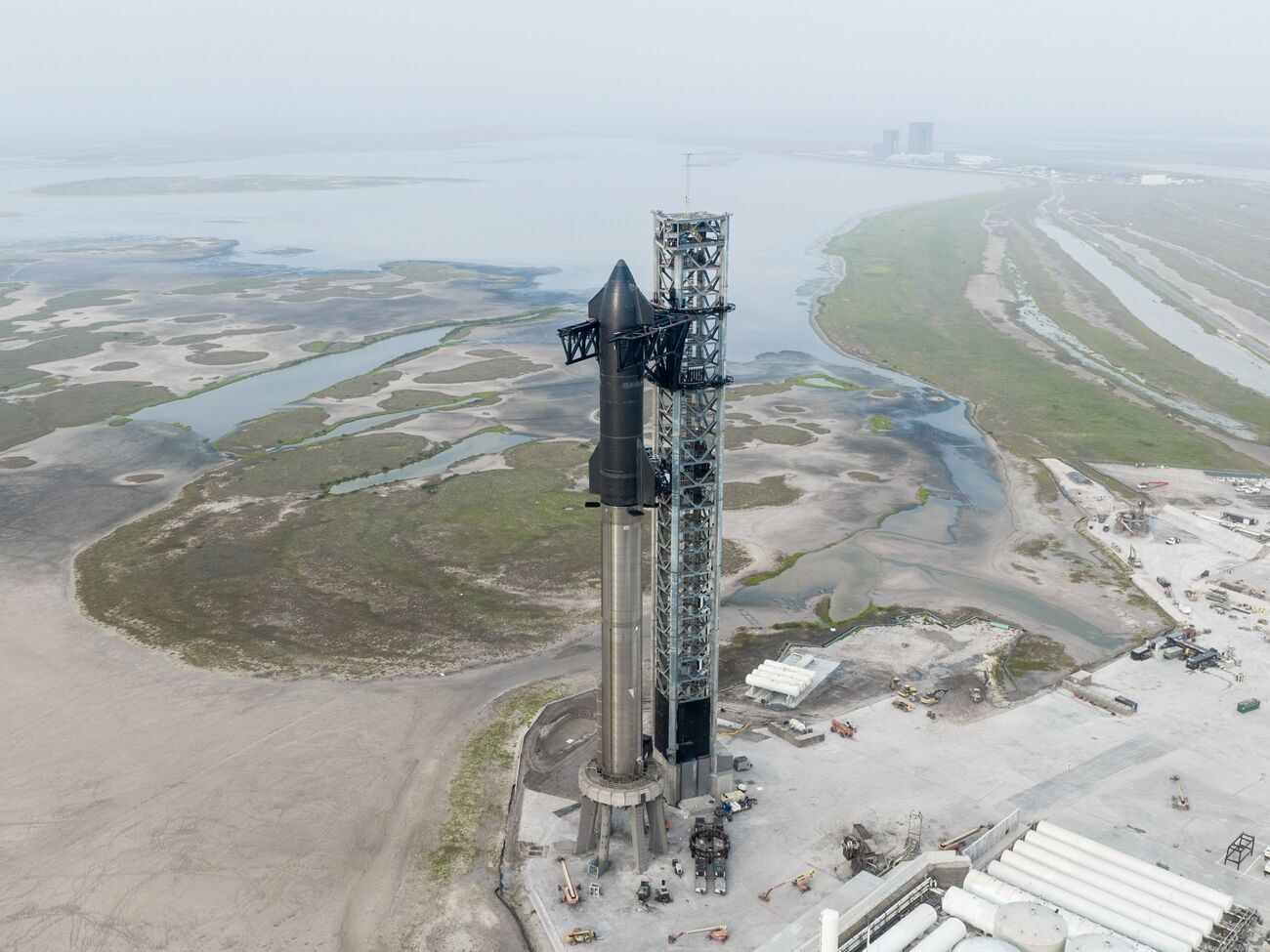 Starship может отправиться в свой первый орбитальный полет 20 апреля, предполагают СМИ