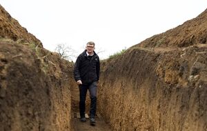 Поульсен вчера посетил Украину и заявил о возможности "конкретных изменений" для Украины
