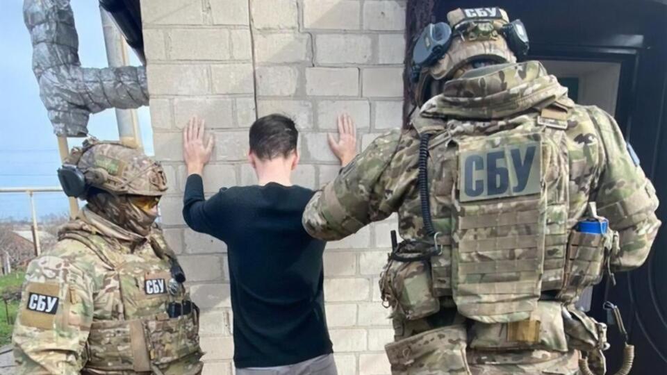 СБУ затримала ймовірних виробників фальшивих документів
