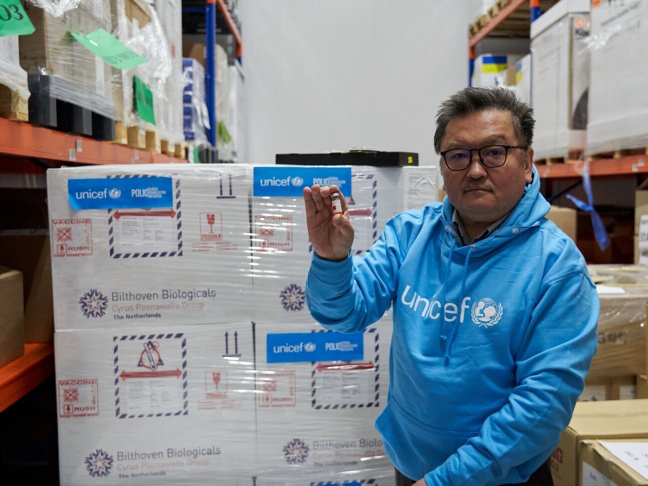 В числе гуманитарной помощи Украина получает лекарства