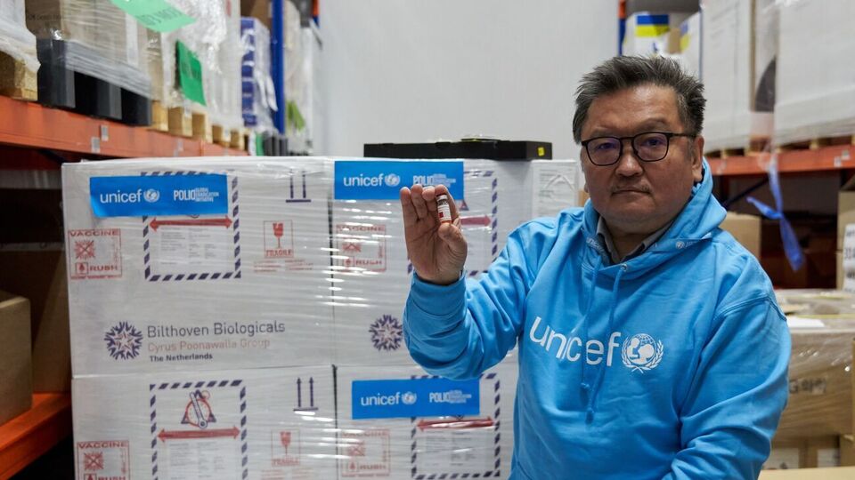 В числе гуманитарной помощи Украина получает лекарства