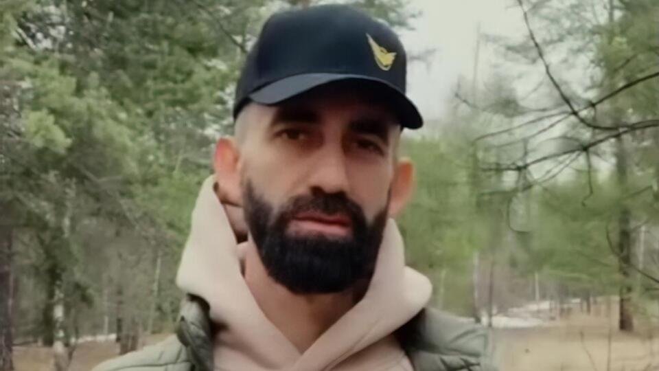 Малый заявил, что во время концертов в РФ "песня за песней строит храм единства и чистоты"