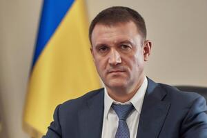 Мельник просил уволить его по собственному желанию