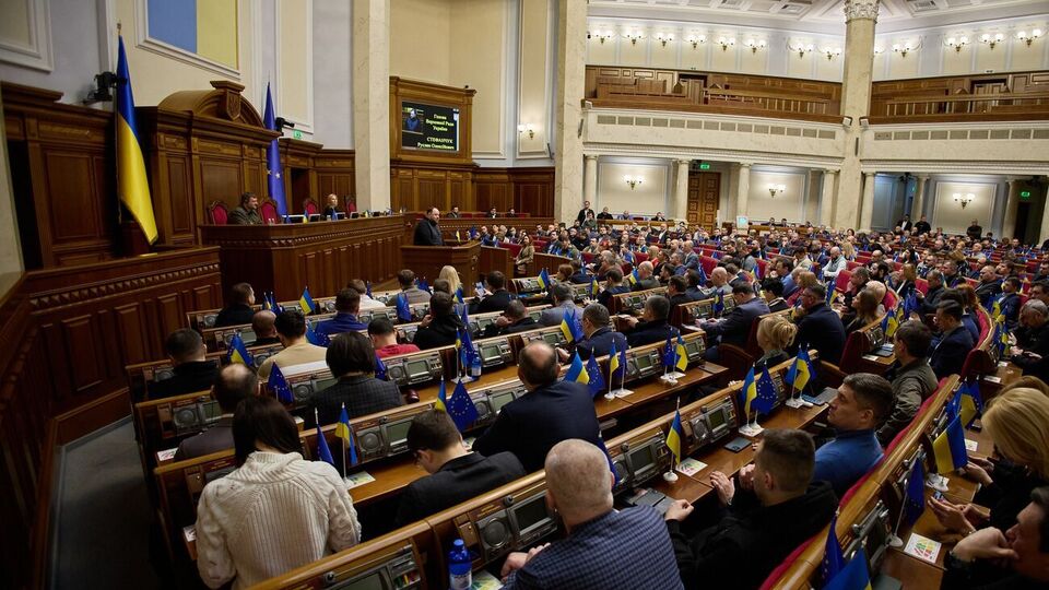 Возвращение доплат парламент утвердил 10 апреля