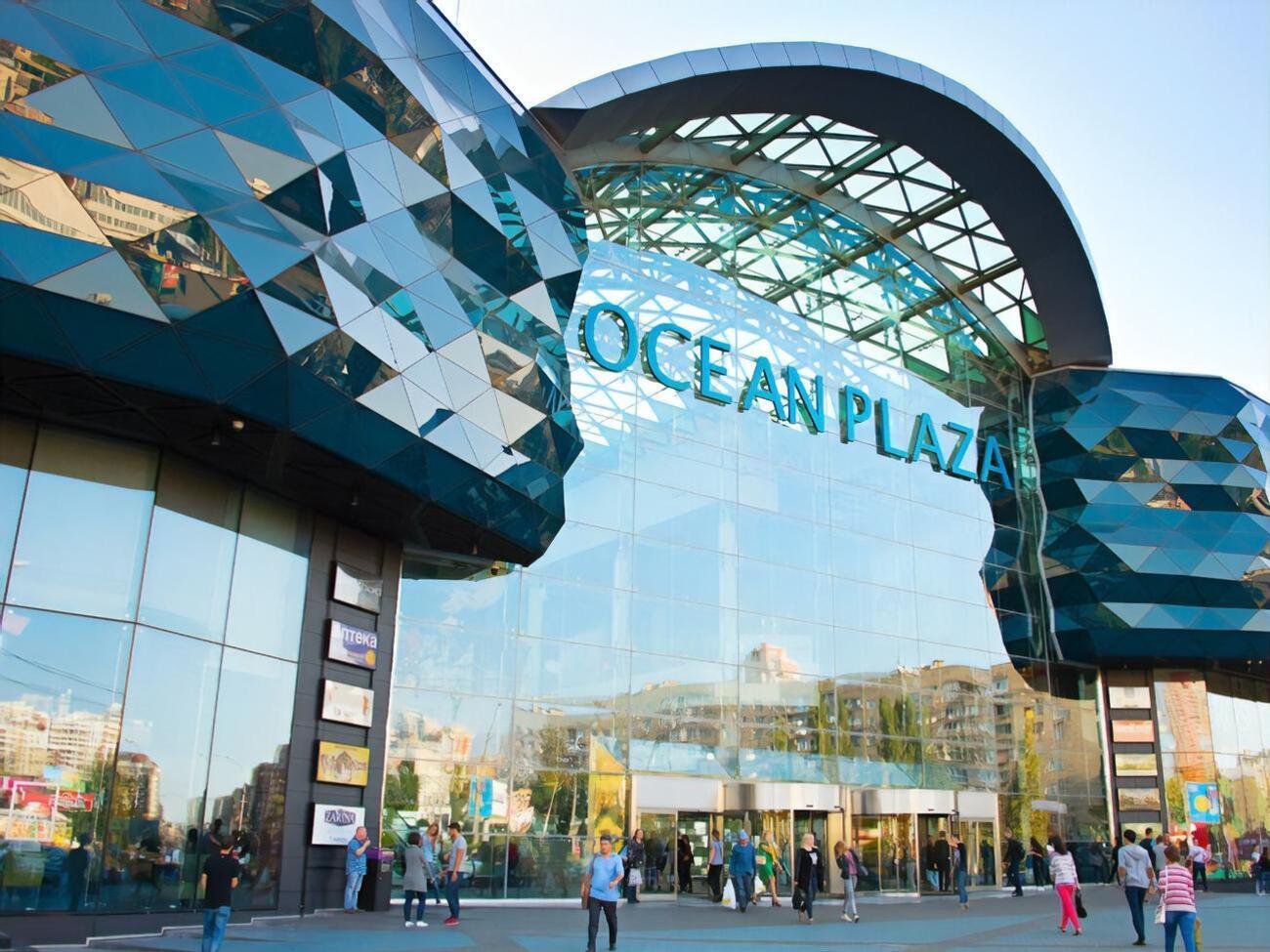 У серпні 2022 року ТРЦ Ocean Plaza передали в управління АРМА