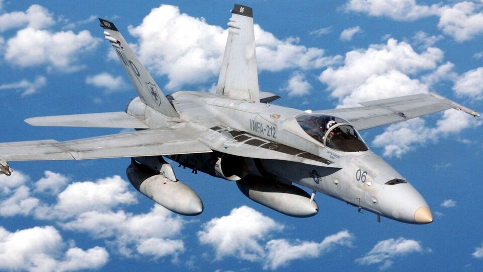 Сили оборони Фінляндії використовуватимуть винищувачі Hornet протягом найближчих кількох років, зазначив глава міноборони