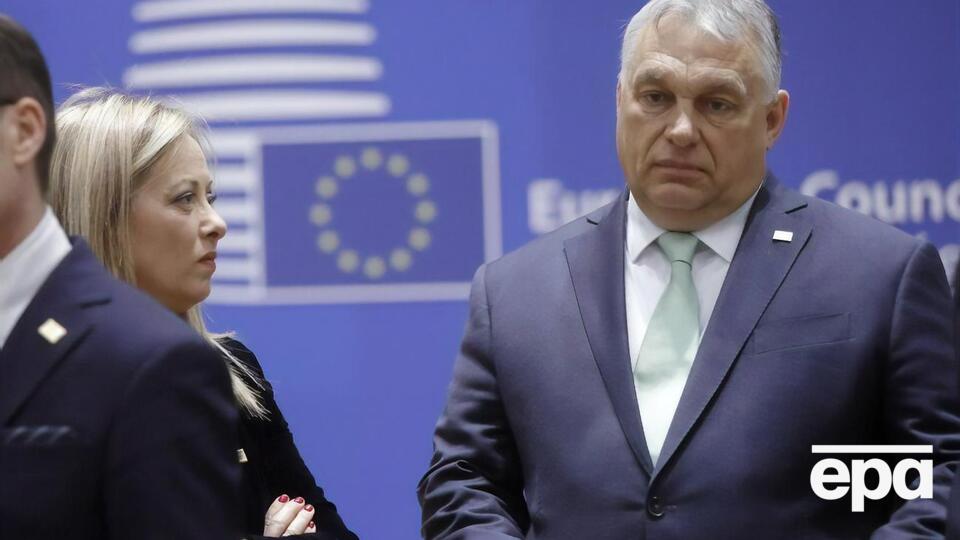 Позицию премьер-министра Венгрии Орбана в ЕС называют "раздражающим шоу" – Politico