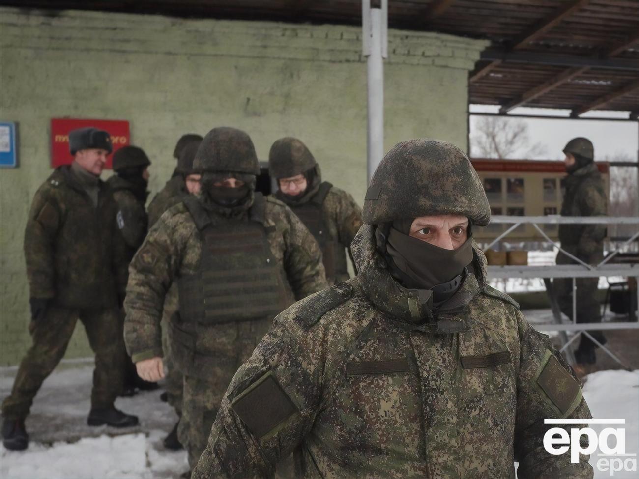 Мобилизованных из РФ без предупреждения перебросили в Украину и заставили подписывать контракты с ЧВК. Те, кто отказался, пропали без вести в Луганской области