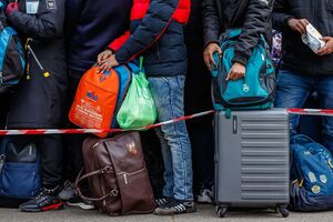 Передбачено, що внутрішньо переміщені особи й жителі тимчасово окупованих територій зможуть звертатися по допомогу юристів онлайн і телефоном