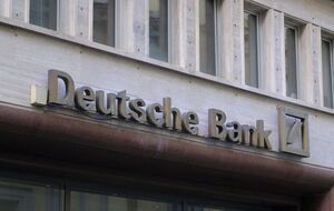 По данным СМИ, Deutsche Bank пытается покончить с 20-летней зависимостью от российского IT