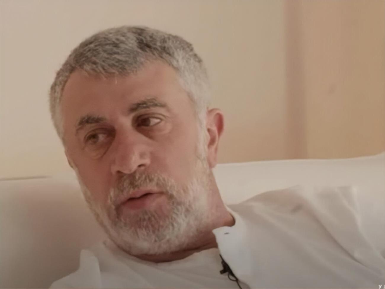 Комаровський зізнався, що любить пиріжки з вишнею