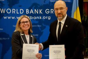 Соглашение Шмыгаль подписал с управляющим директором Всемирного банка