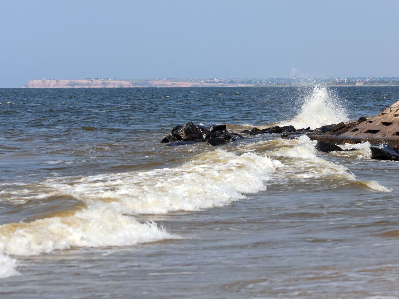 Росіяни практично щодня обстрілюють Очаків