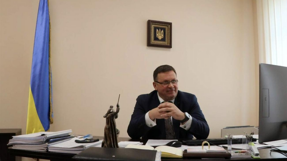 В постановлении суда нет ничего о том, какую выгоду Шаповалов извлек из закупок Минобороны, отмечал его адвокат