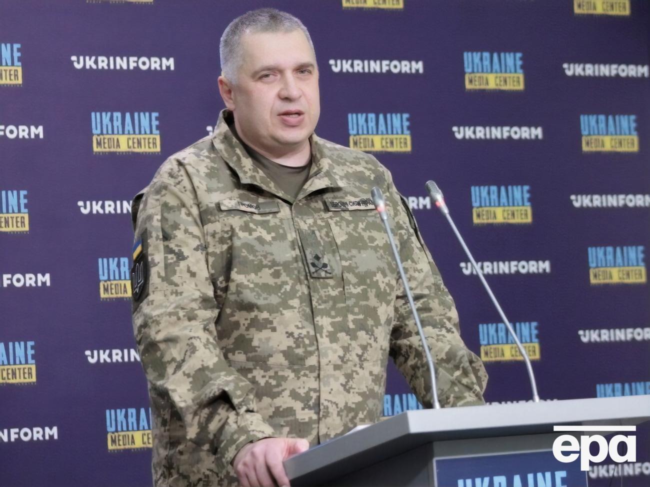 Окупанти й далі формують стратегічні резерви й перекидають їх до кордонів з Україною, зазначив Громов