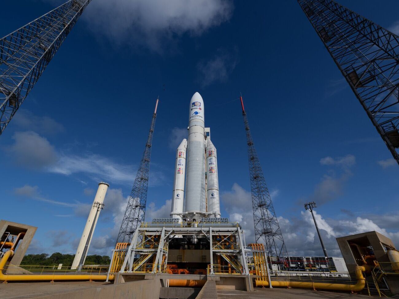 Сегодня запуск не состоялся из-за погоды, его перенесли на 14 апреля