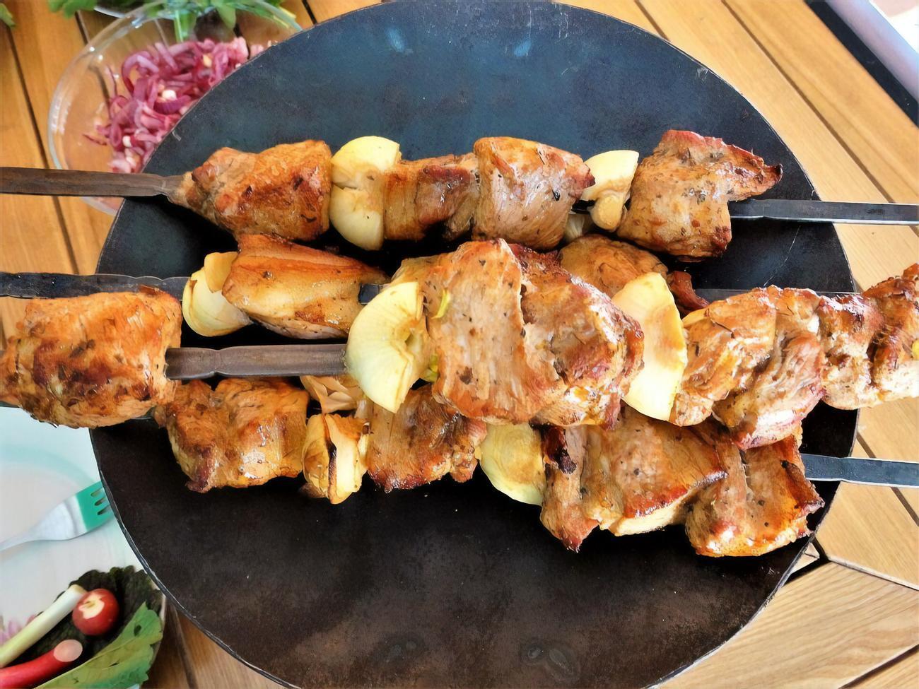 Самый&nbsp;вкусный шашлык получится из свежего молодого мяса