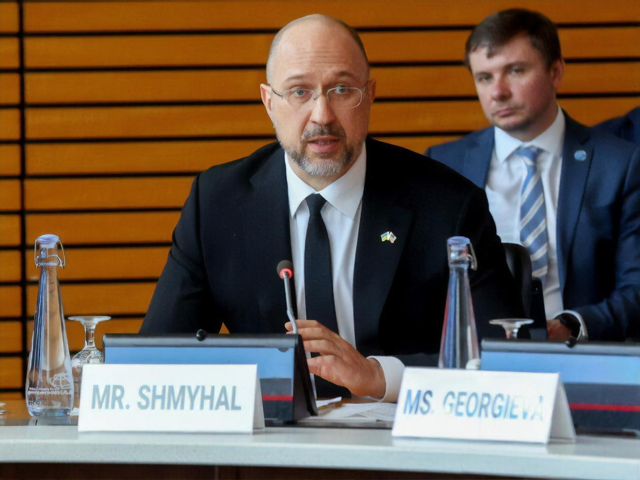 По словам Шмыгаля, в&nbsp;2023 году на проекты быстрого восстановления Украине нужно $14 млрд