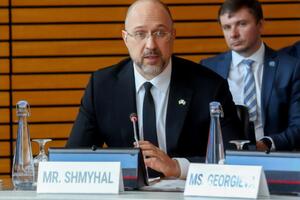 По словам Шмыгаля, в 2023 году на проекты быстрого восстановления Украине нужно $14 млрд